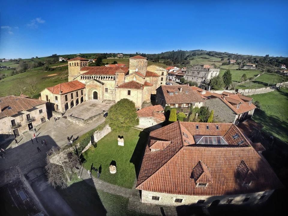 Hospedaje Octavio Hotel Santillana del Mar Exterior foto